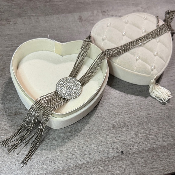 5/$25 Elegant Silver Necklace with Crystal Pendant - Picture 1 of 10